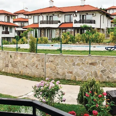 One-bedroom Holiday In 펜션 *